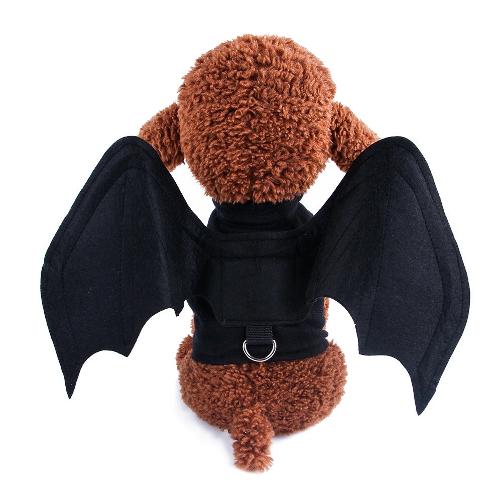 Close-up of adjustable bat wings design for cats and dogs